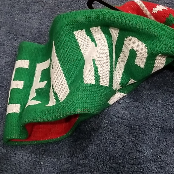 Nwt! Ive been naughty/nice scarf - Picture 8 of 11
